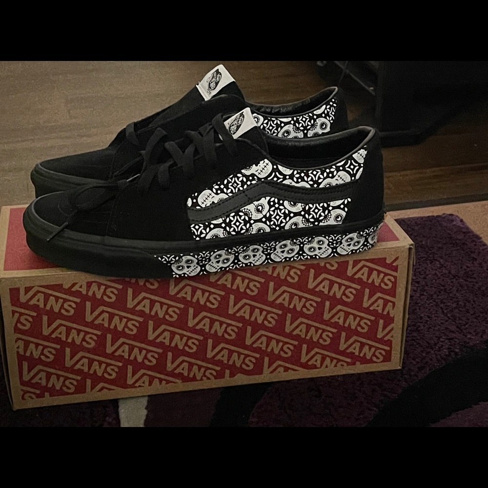 Vans Day of the dead